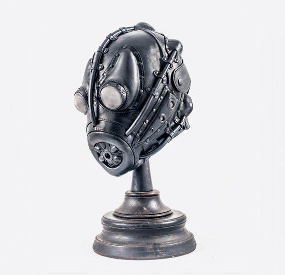 “Leech” Art Leather Gas Mask