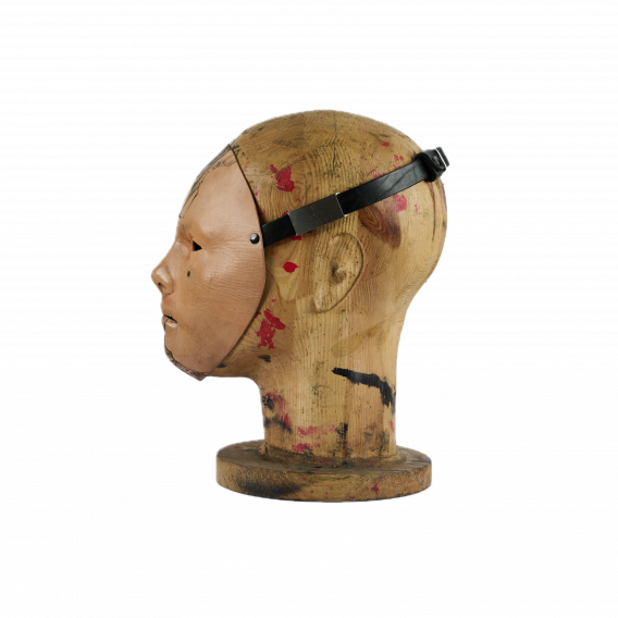 NEUTRAL TATTOED WOMAN MASK