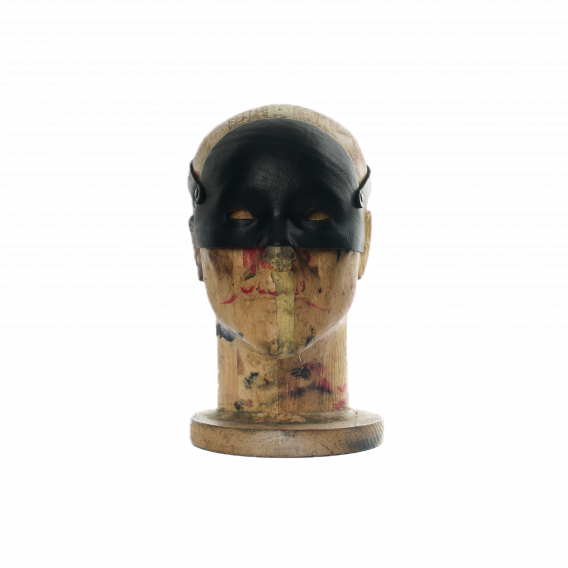 HALF FACE WOMAN BLACK MASK