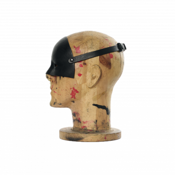 HALF FACE WOMAN BLACK MASK