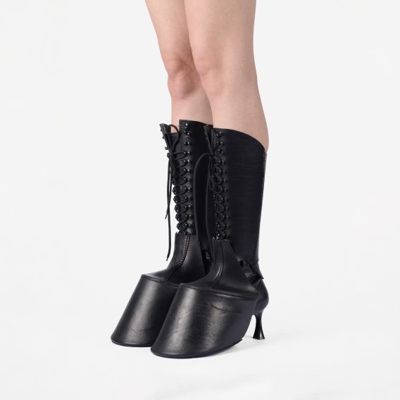 HORSE HOOF SHOE COVERS