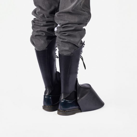 HORSE HOOF SHOE COVERS