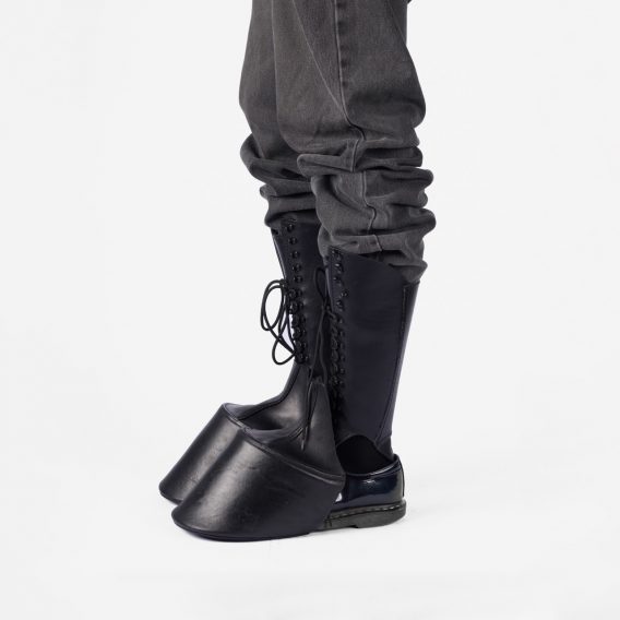 HORSE HOOF SHOE COVERS